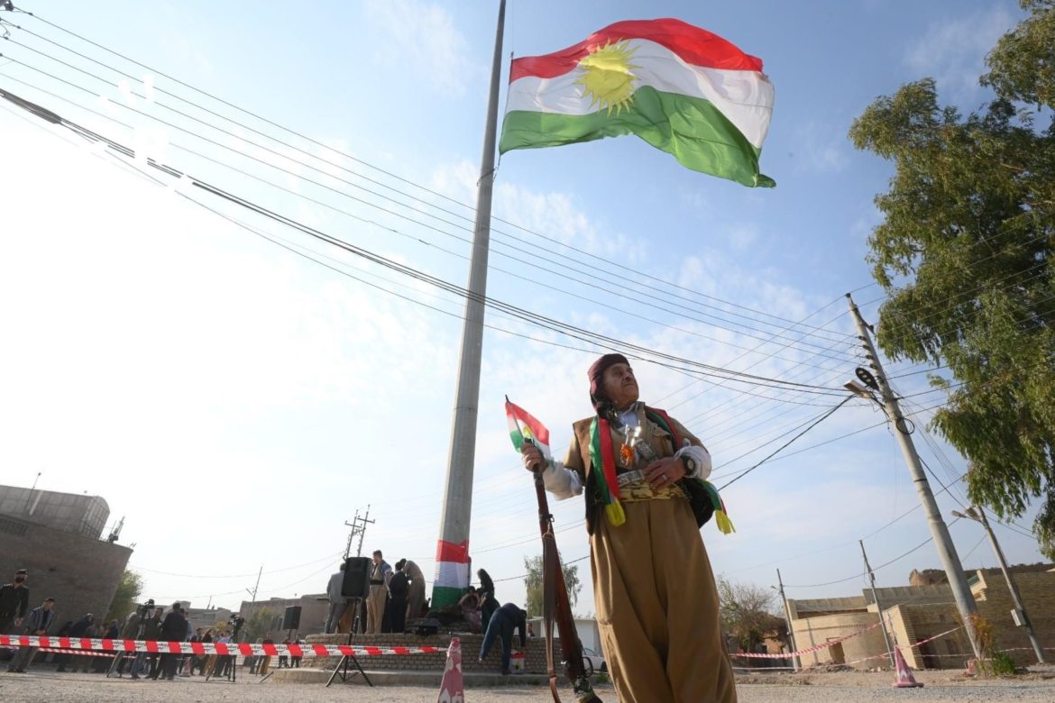 С днем флага Курдистана!