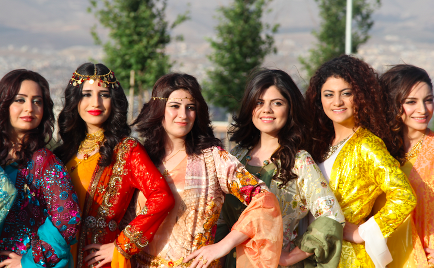 Поздравляем с днем курдской одежды!