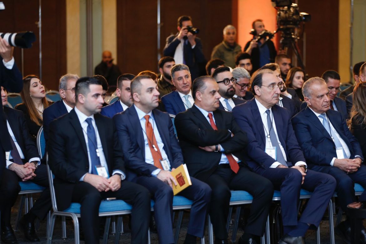 Третья конференция Представительств Правительства региона Курдистан началась в Эрбиле в присутствии Масрура Барзани и Кубада Талабани